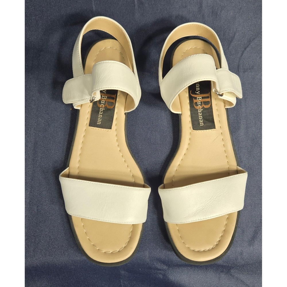 Jenny Buchanan White Leather Sandals Women's sz 7.5 M Adjustable loop closure
